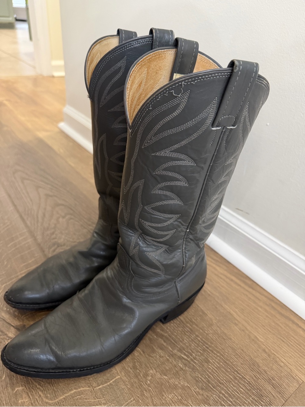 Men's Vintage Nocona Classic Gray Cowboy Boots - Leather Western Boot 9.5D - Picture 3 of 9